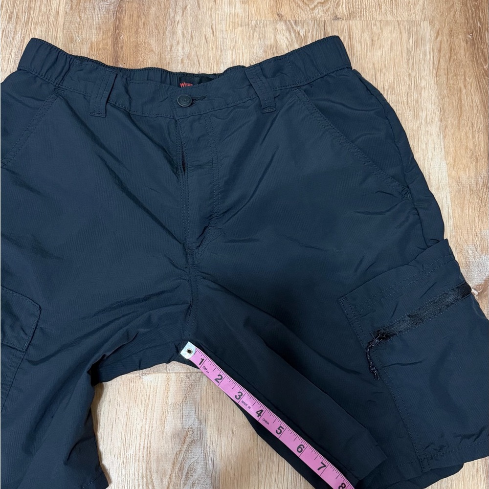 Wrangler ATG Black Outdoor Shorts with Red Logo 32 - Picture 5 of 5